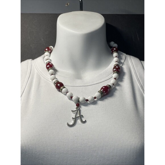 Glass Bead Alabama Crimson Necklace Red/white Women’s READ - Picture 2 of 4